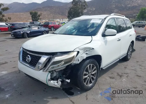 2016 Nissan Pathfinder S z USA, uszkodzony, nr VIN 5N1AR2MN0GC620976
